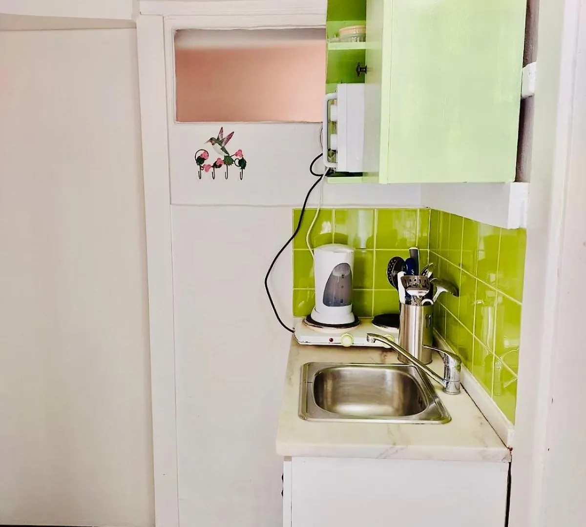 Alfama Charm Apartments - Authentic Lisbon Experience