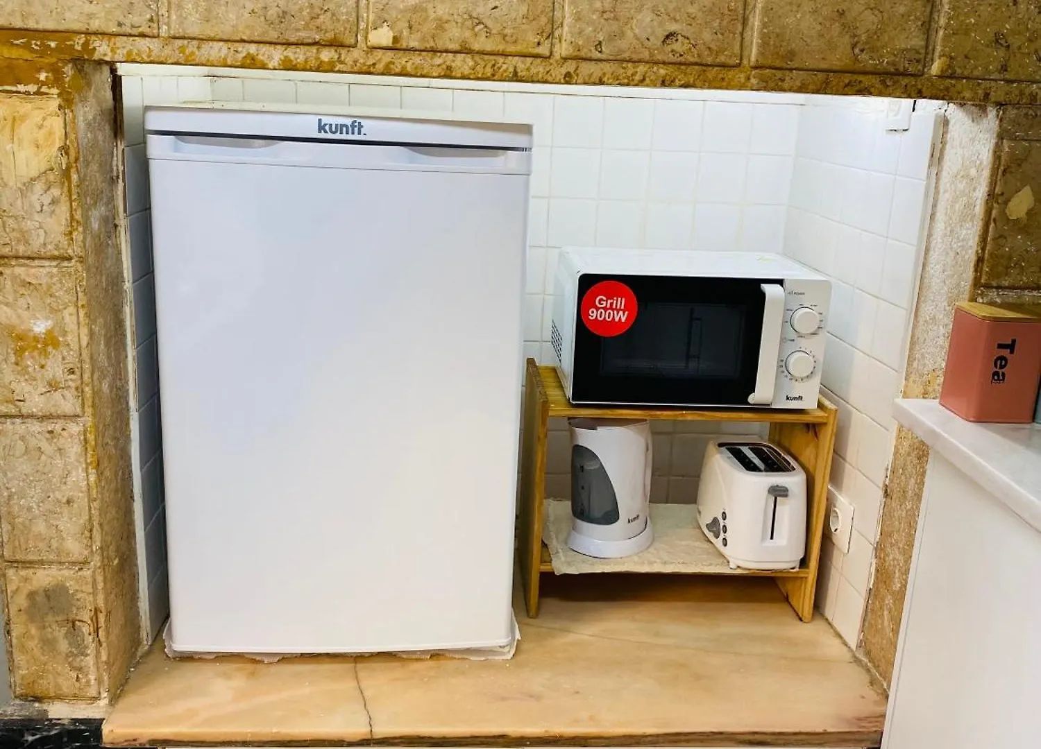 Alfama Charm Apartments - Authentic Lisbon Experience
