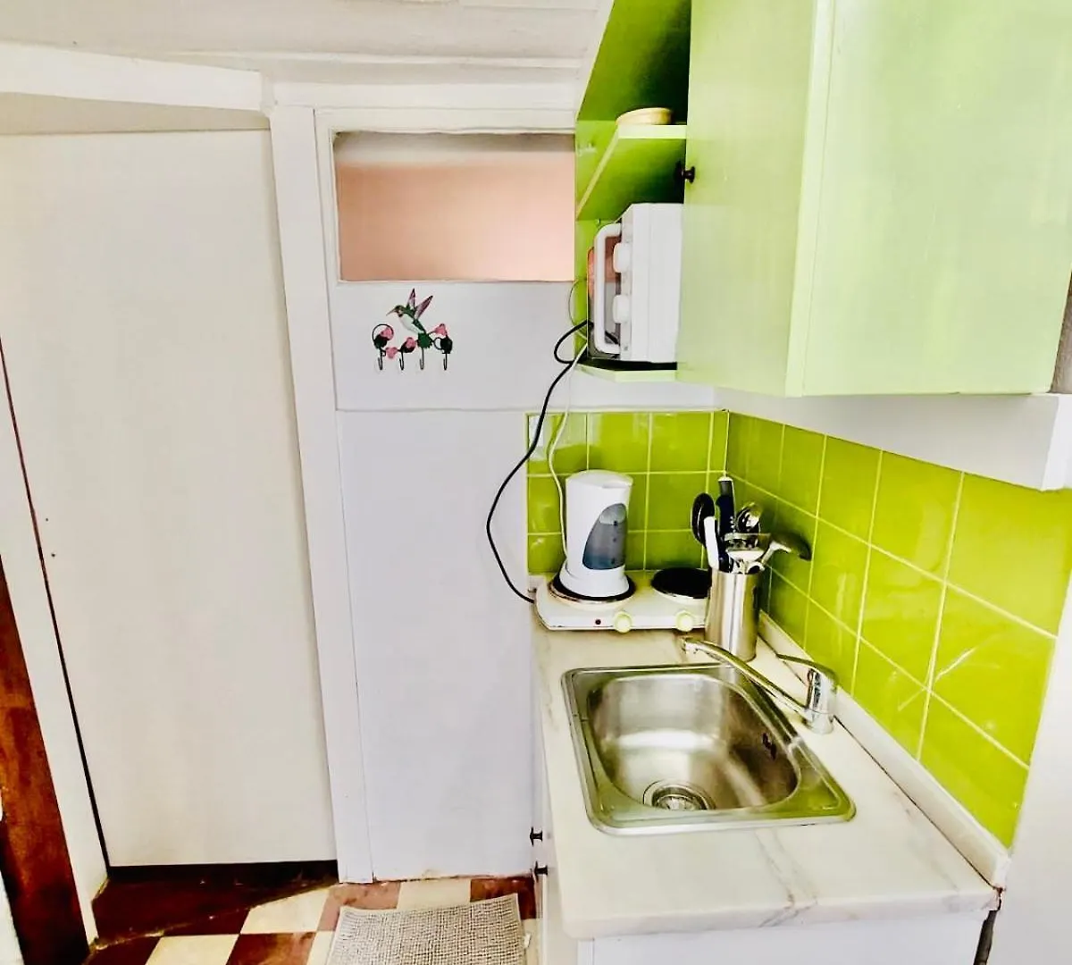 Alfama Charm Apartments - Authentic Lisbon Experience